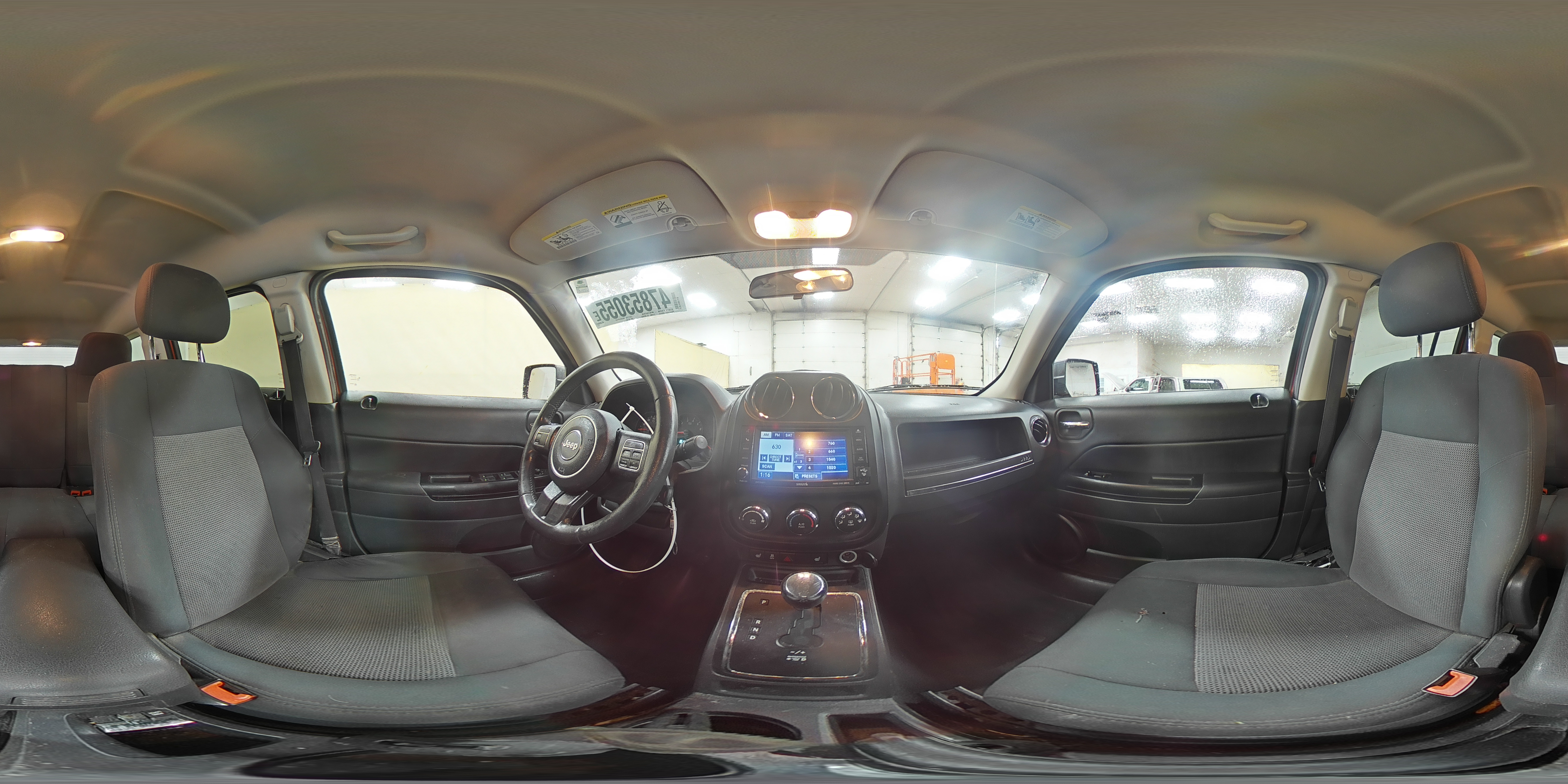 2012 Jeep Liberty (Patriot) - Image 15