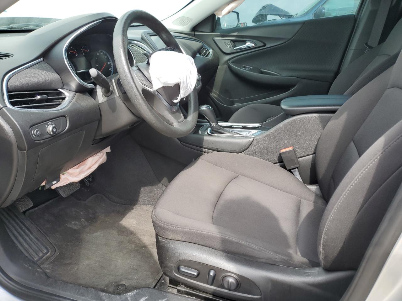 2018 Chevrolet Malibu - Image 7