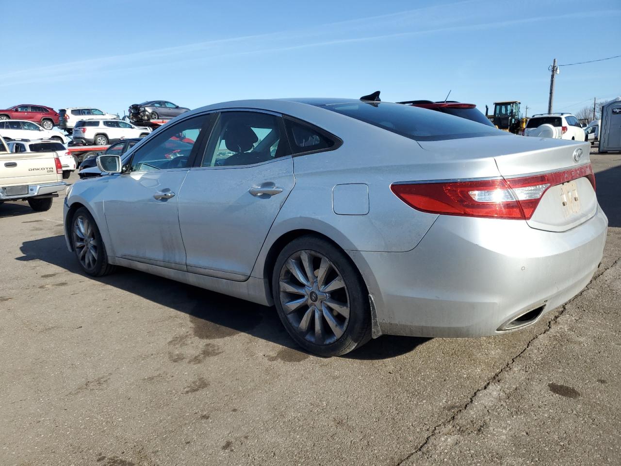 2012 Hyundai Azera - Image 2