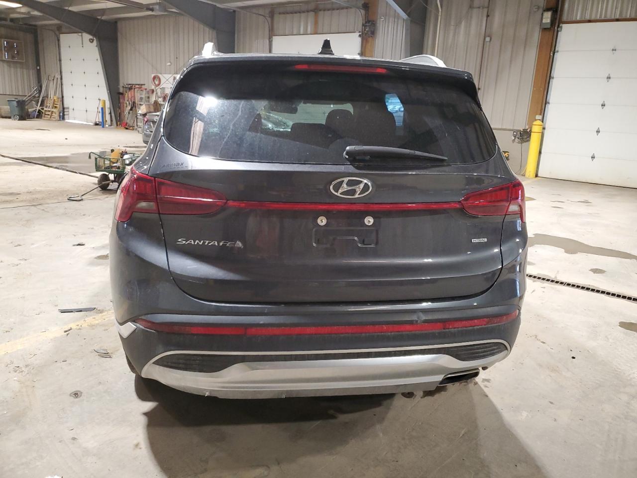 2022 Hyundai Santa Fe - Image 6