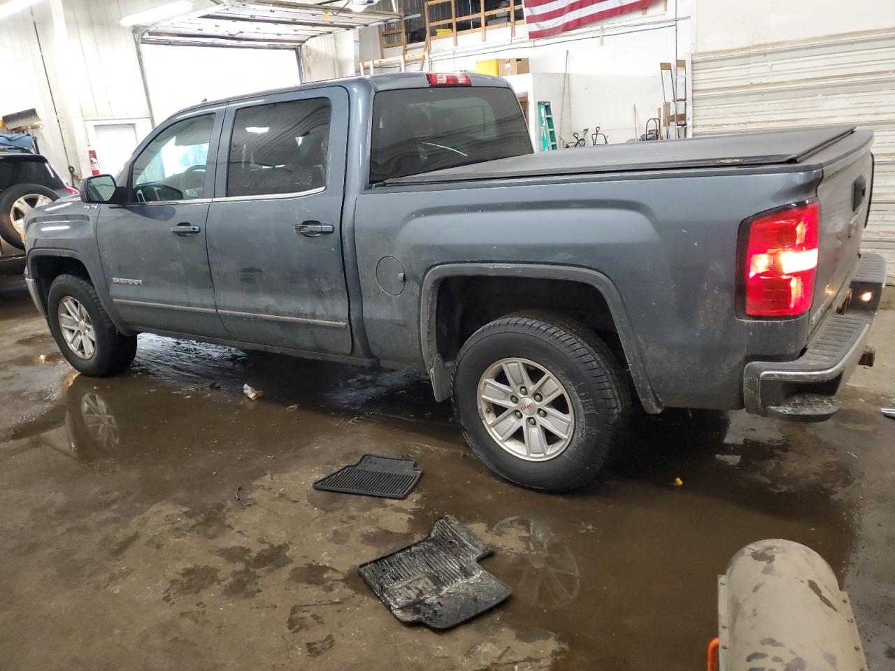 2014 GMC Sierra - Image 2