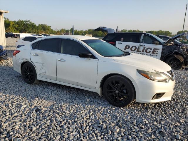  NISSAN ALTIMA 2017 Biały