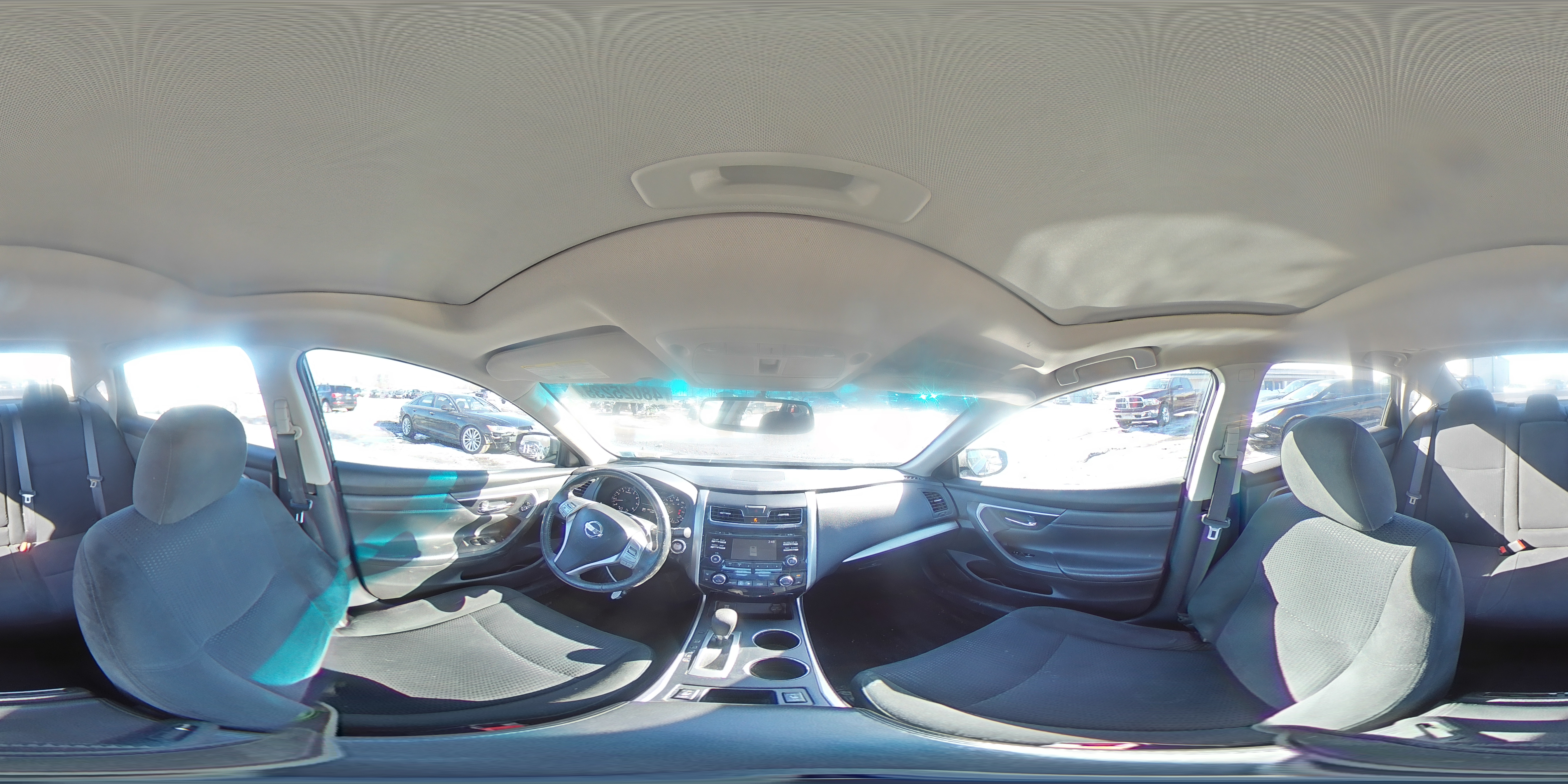 2015 Nissan Altima - Image 14
