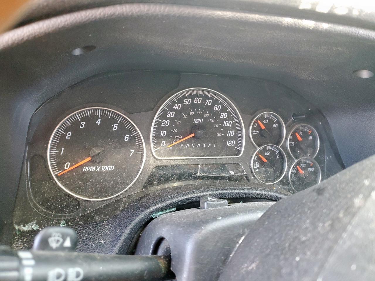 2007 GMC Envoy - Image 8