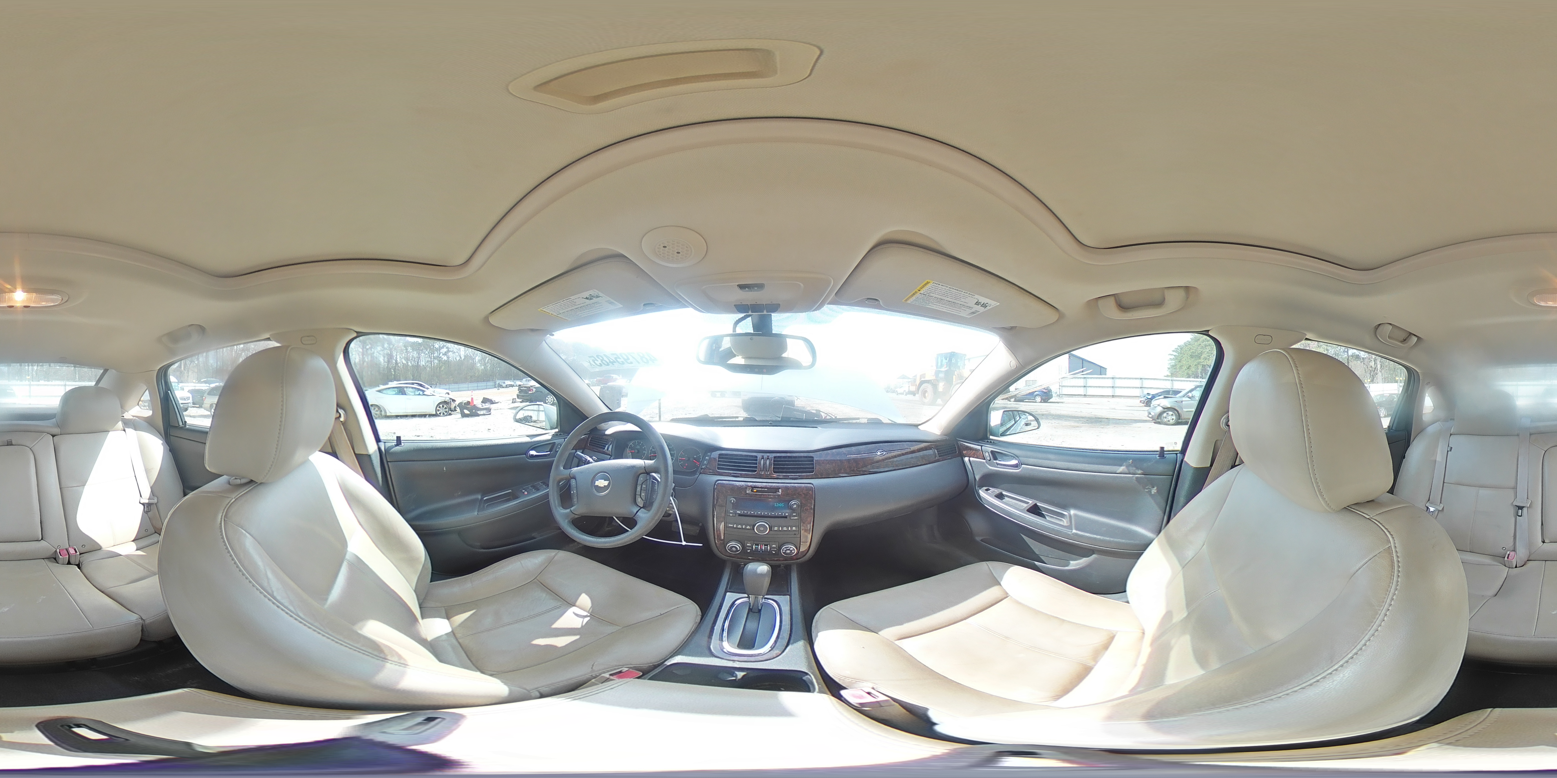 2015 Chevrolet Impala - Image 14