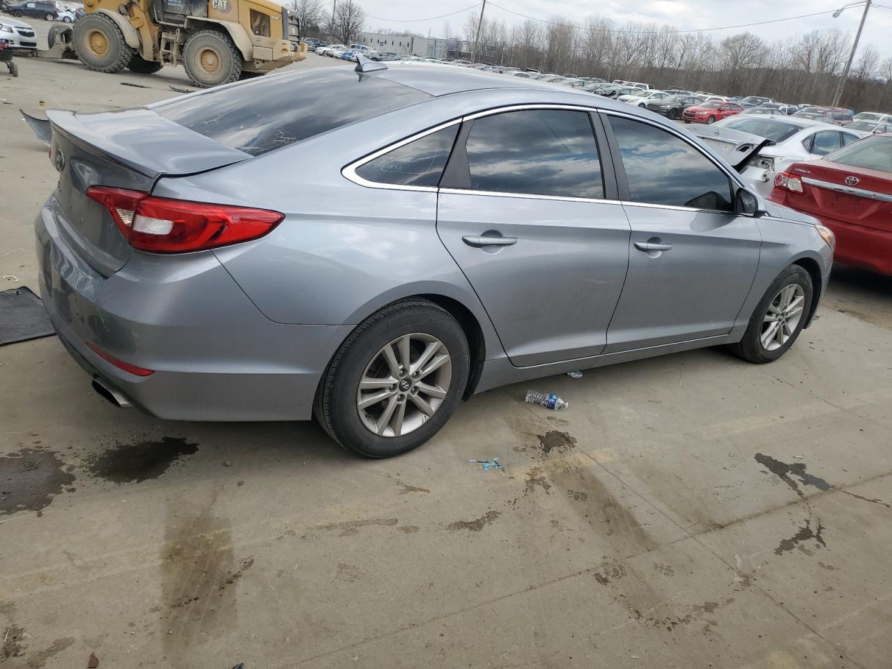 2017 Hyundai Sonata - Image 3