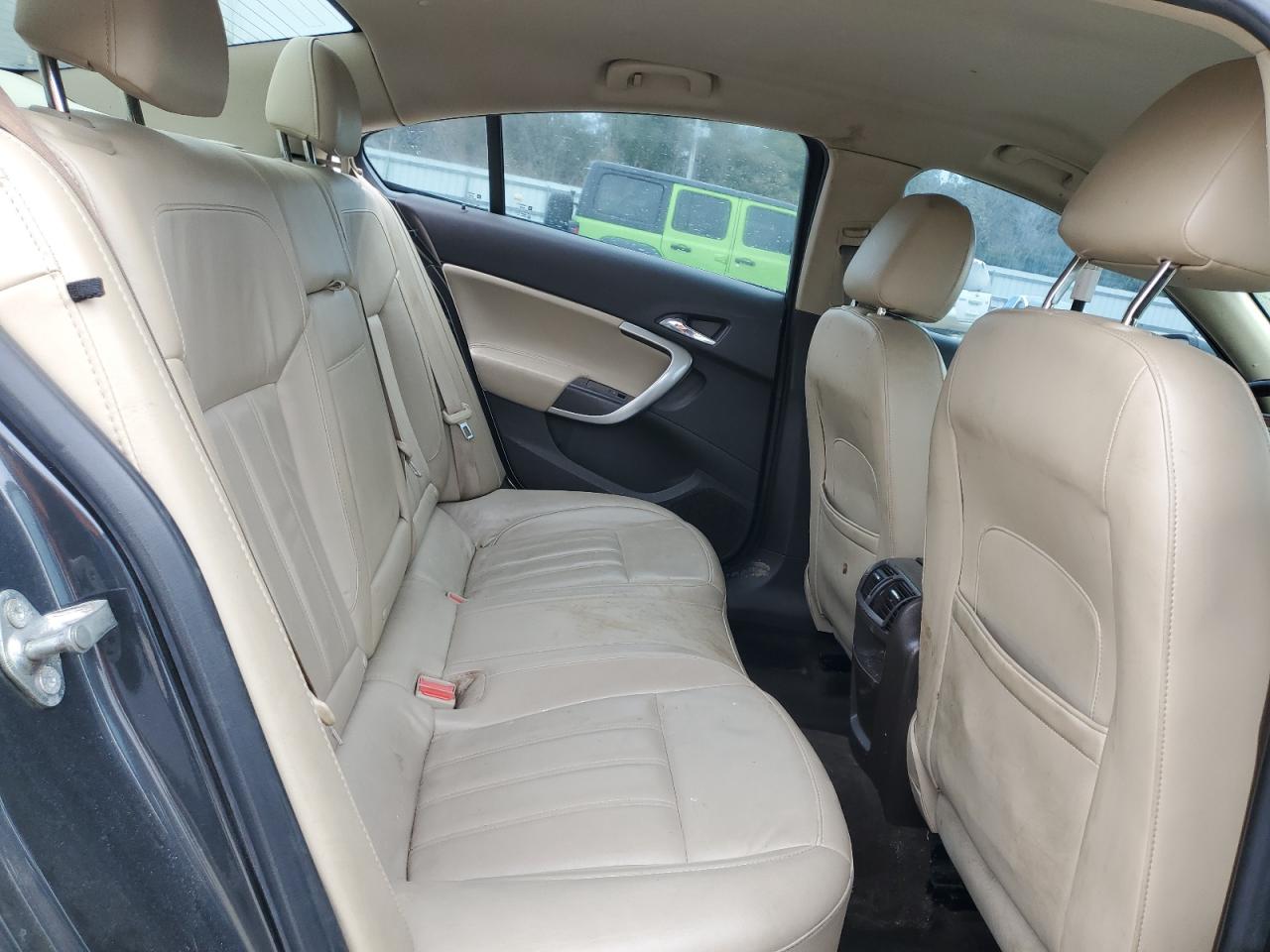 2015 Buick Regal - Image 10