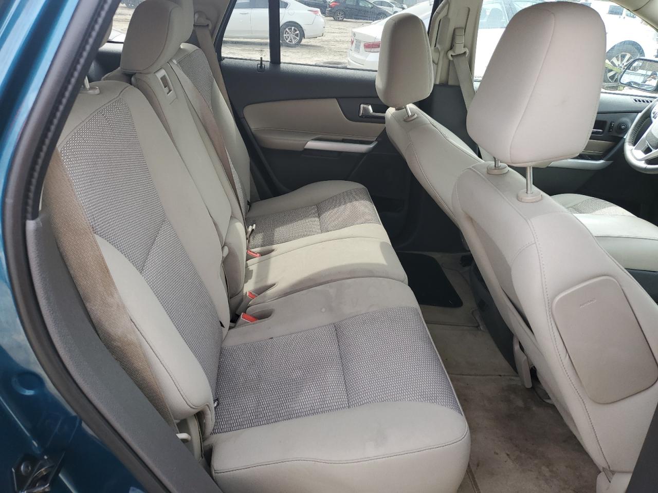 2011 Ford Edge - Image 11