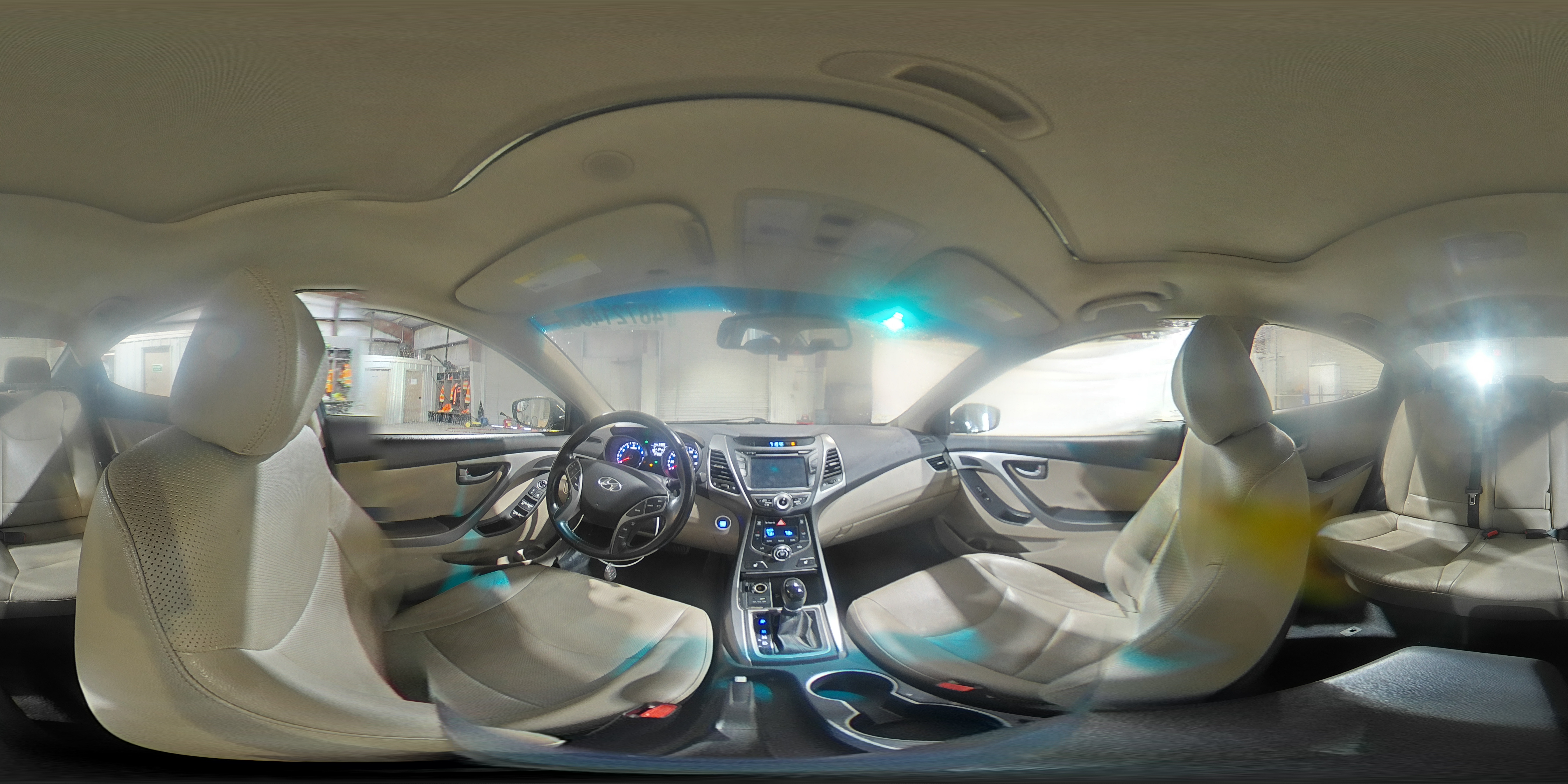 2015 Hyundai Elantra - Image 14