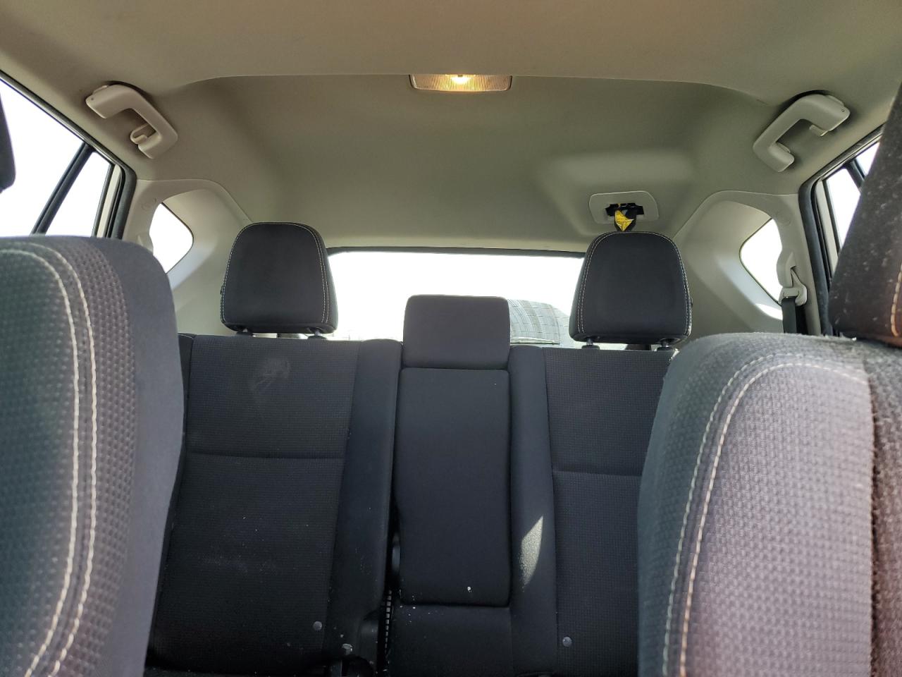 2017 Toyota RAV 4 - Image 10