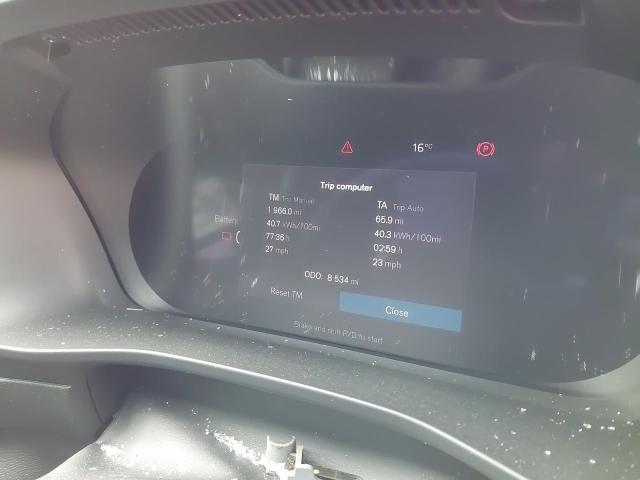 2023 VOLVO XC40 CORE