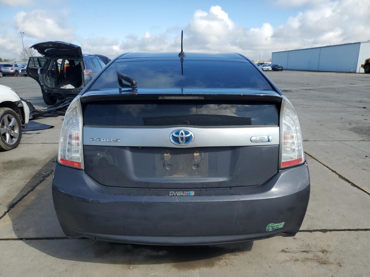 2012 Toyota Prius - Image 6