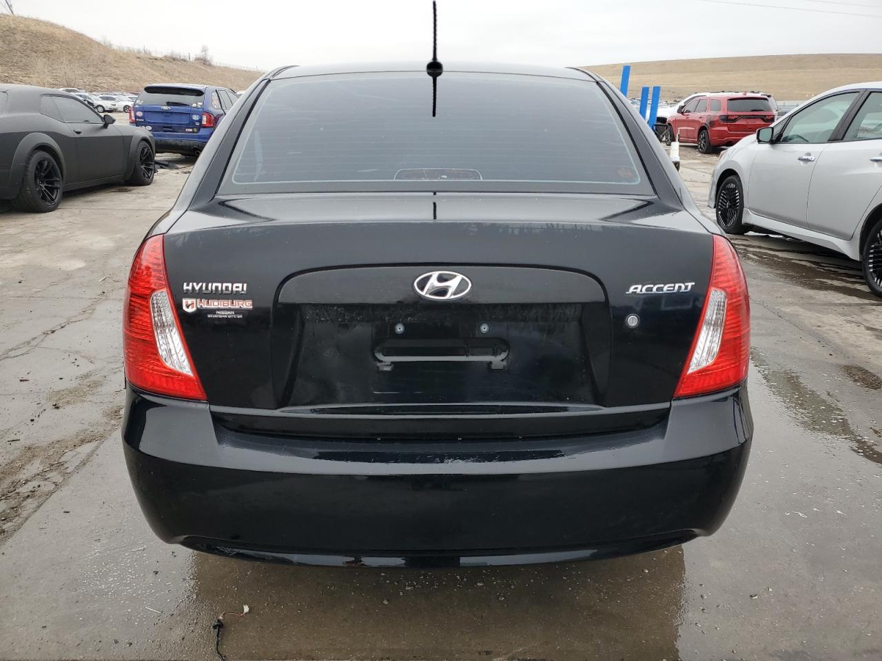 2010 Hyundai Accent - Image 6