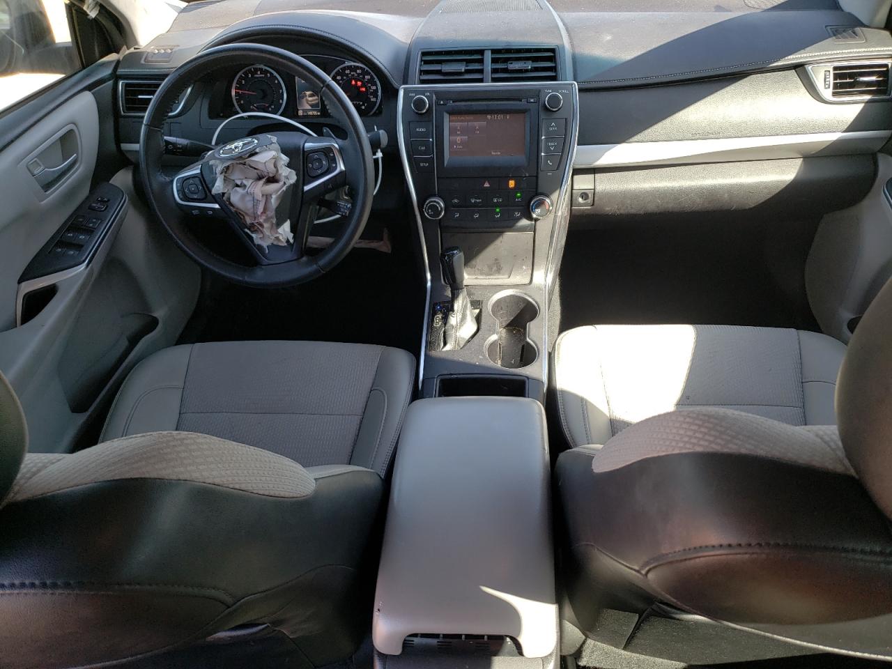 2017 Toyota Camry - Image 8