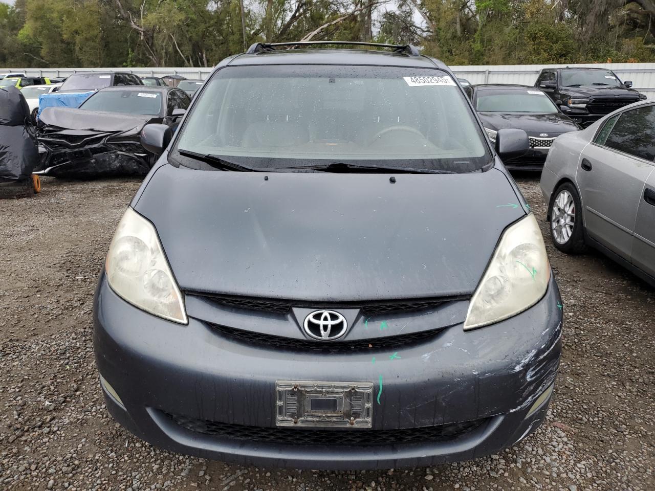 2007 Toyota Sienna - Image 5