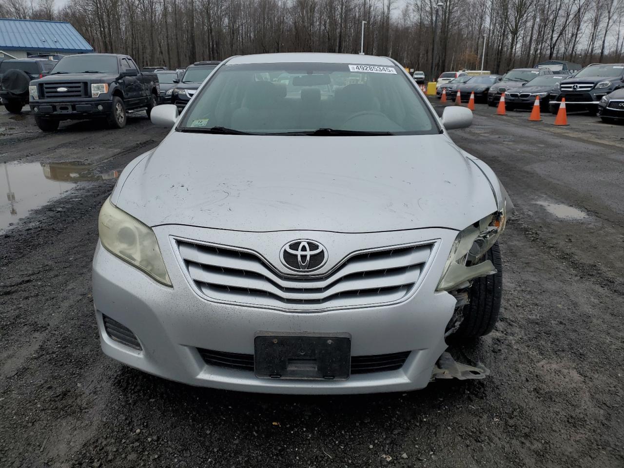 2010 Toyota Camry - Image 5