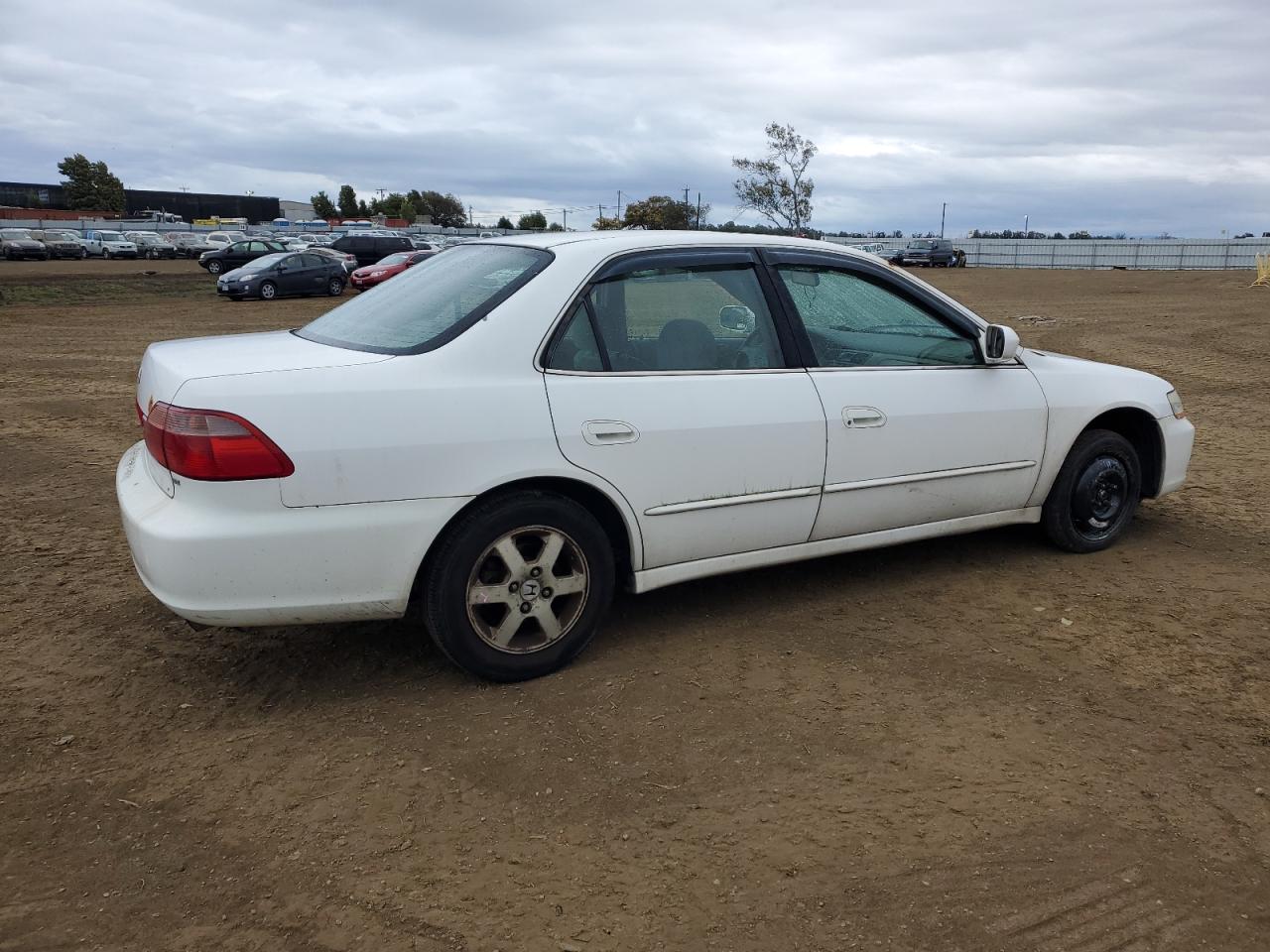 2000 Honda Accord - Image 3