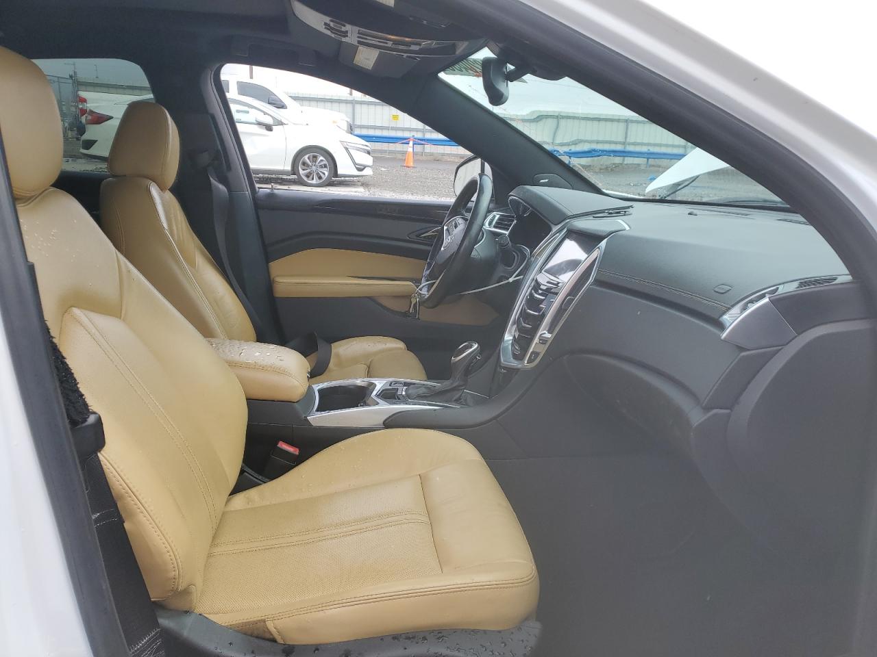 2015 Cadillac SRX - Image 7