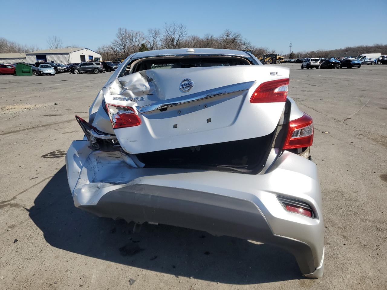 2016 Nissan Sentra - Image 6