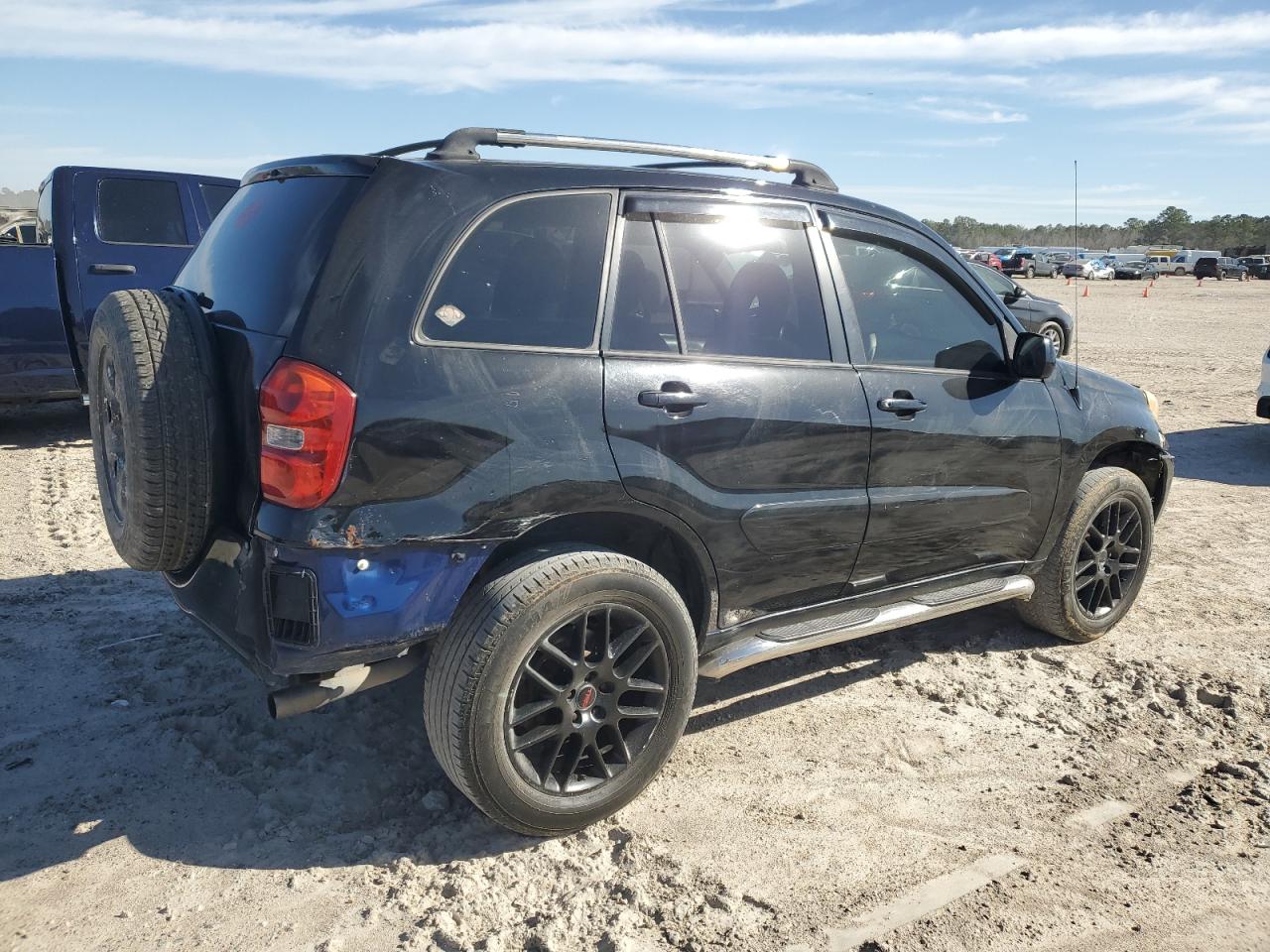 2004 Toyota RAV 4 - Image 3
