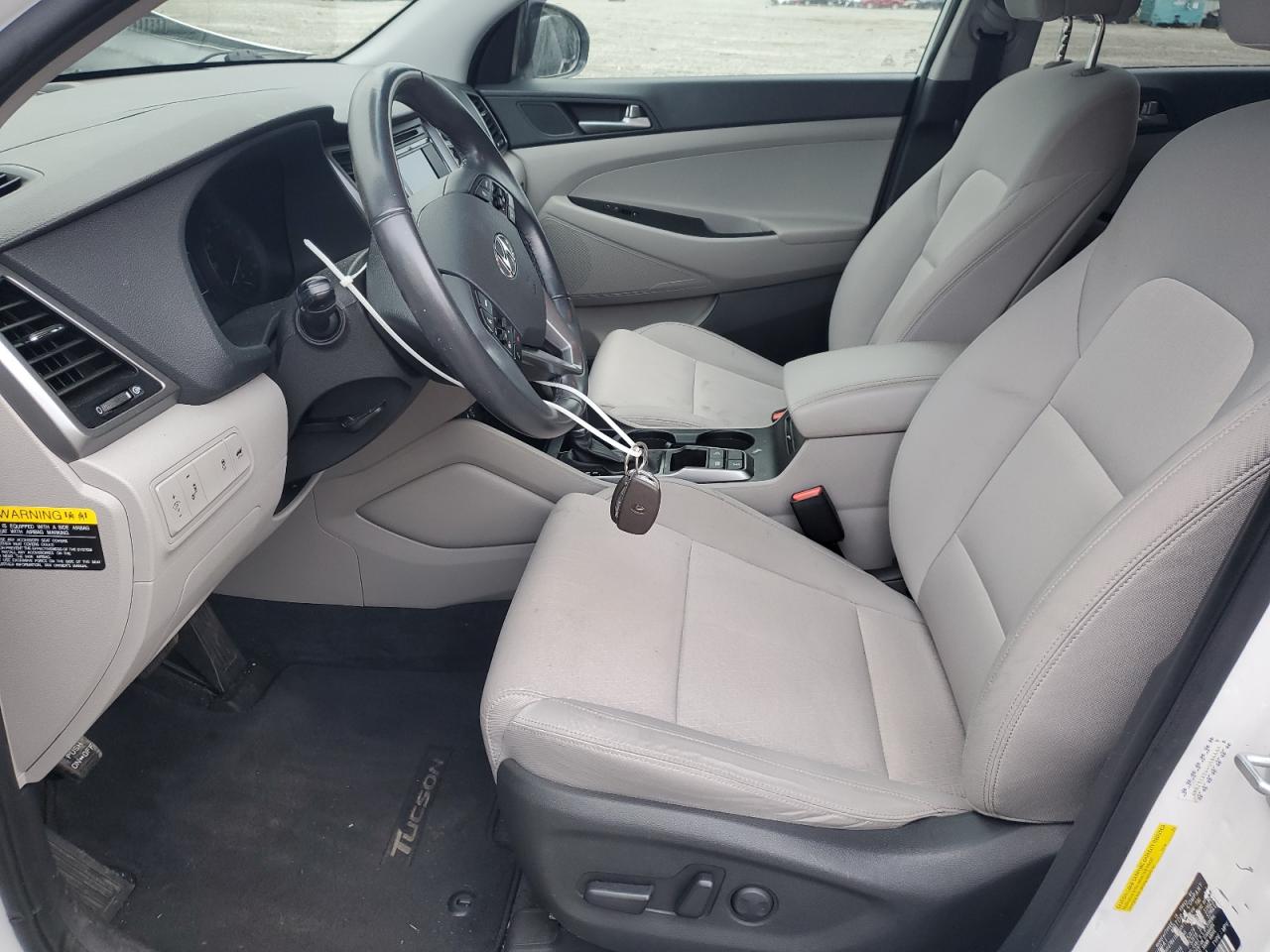 2017 Hyundai Tucson - Image 7