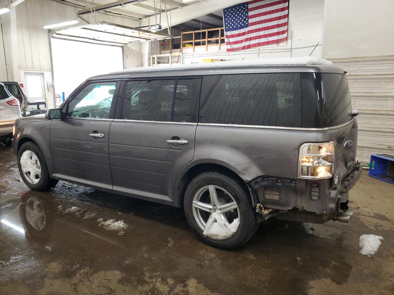 2010 Ford Flex - Image 2