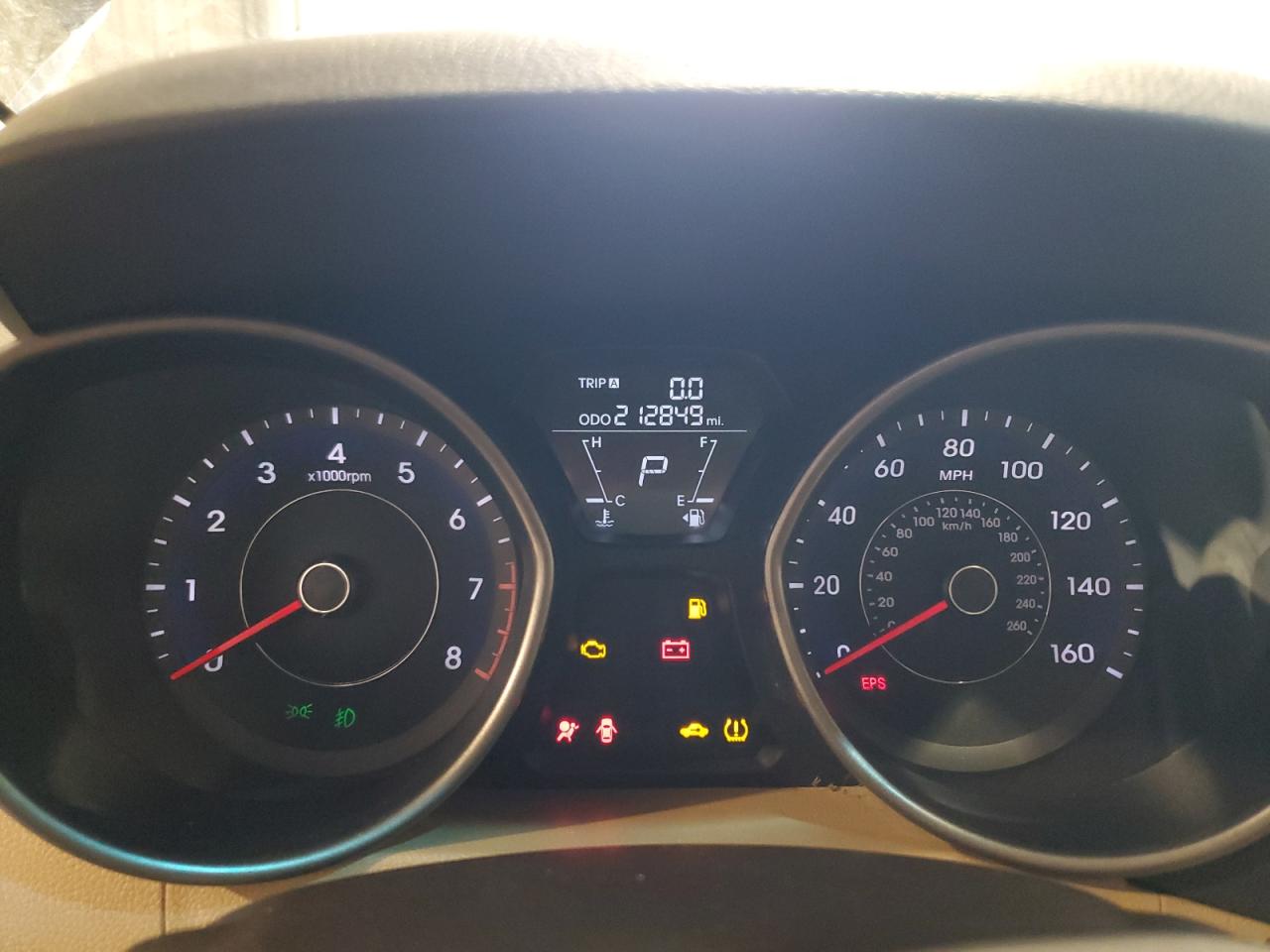 2011 Hyundai Elantra - Image 9