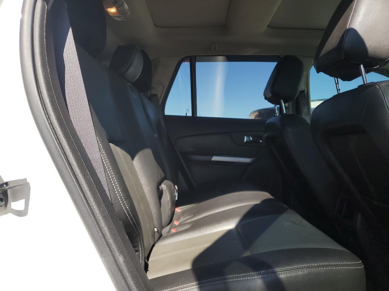 2013 Ford Edge - Image 11