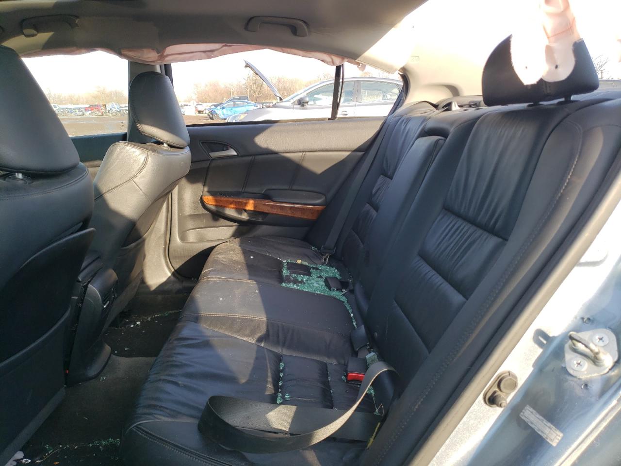 2011 Honda Accord - Image 10