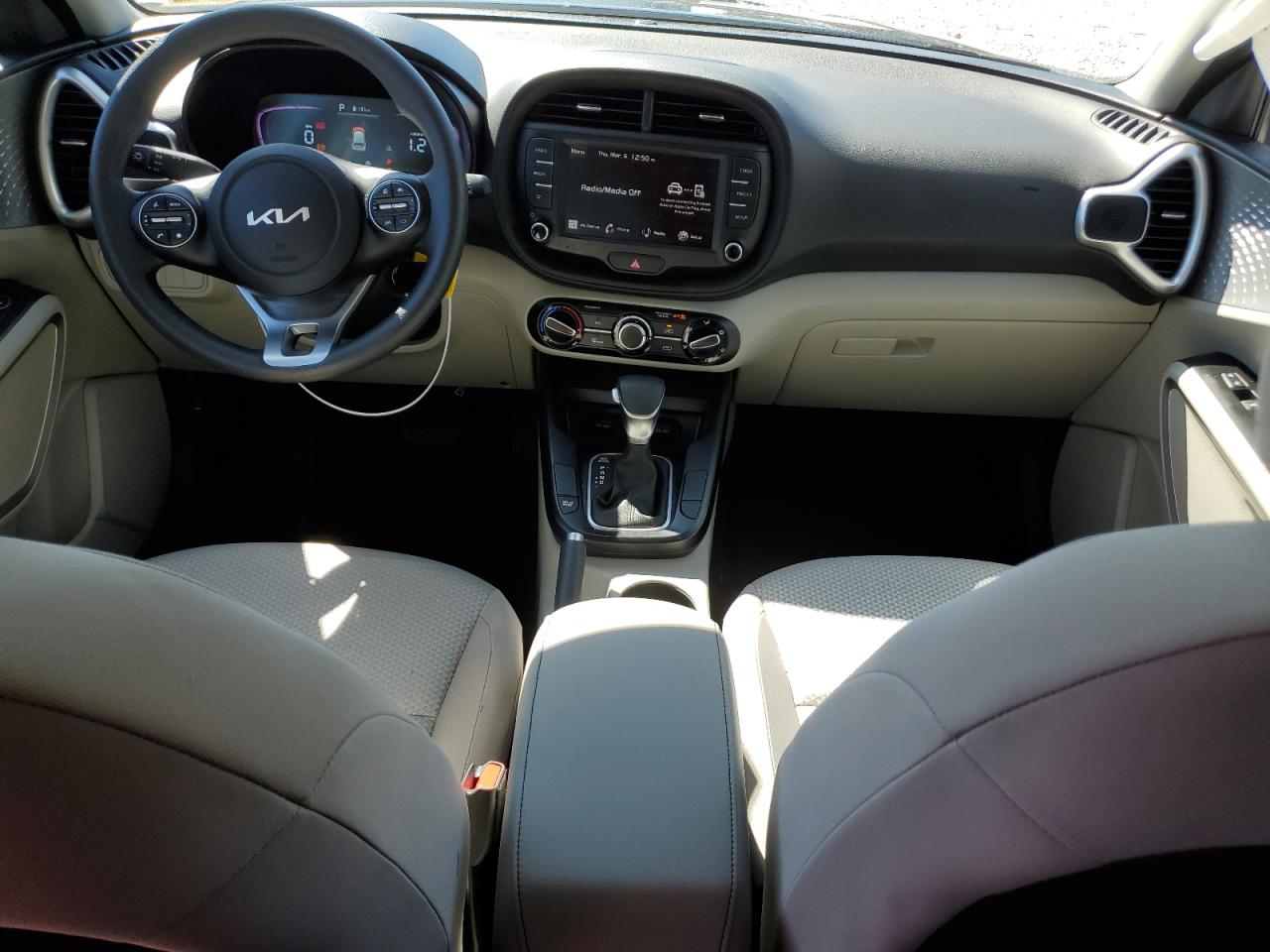 2024 Kia Soul - Image 8