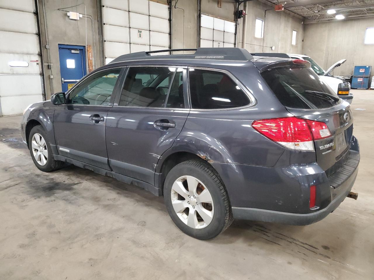 2011 Subaru Outback - Image 2