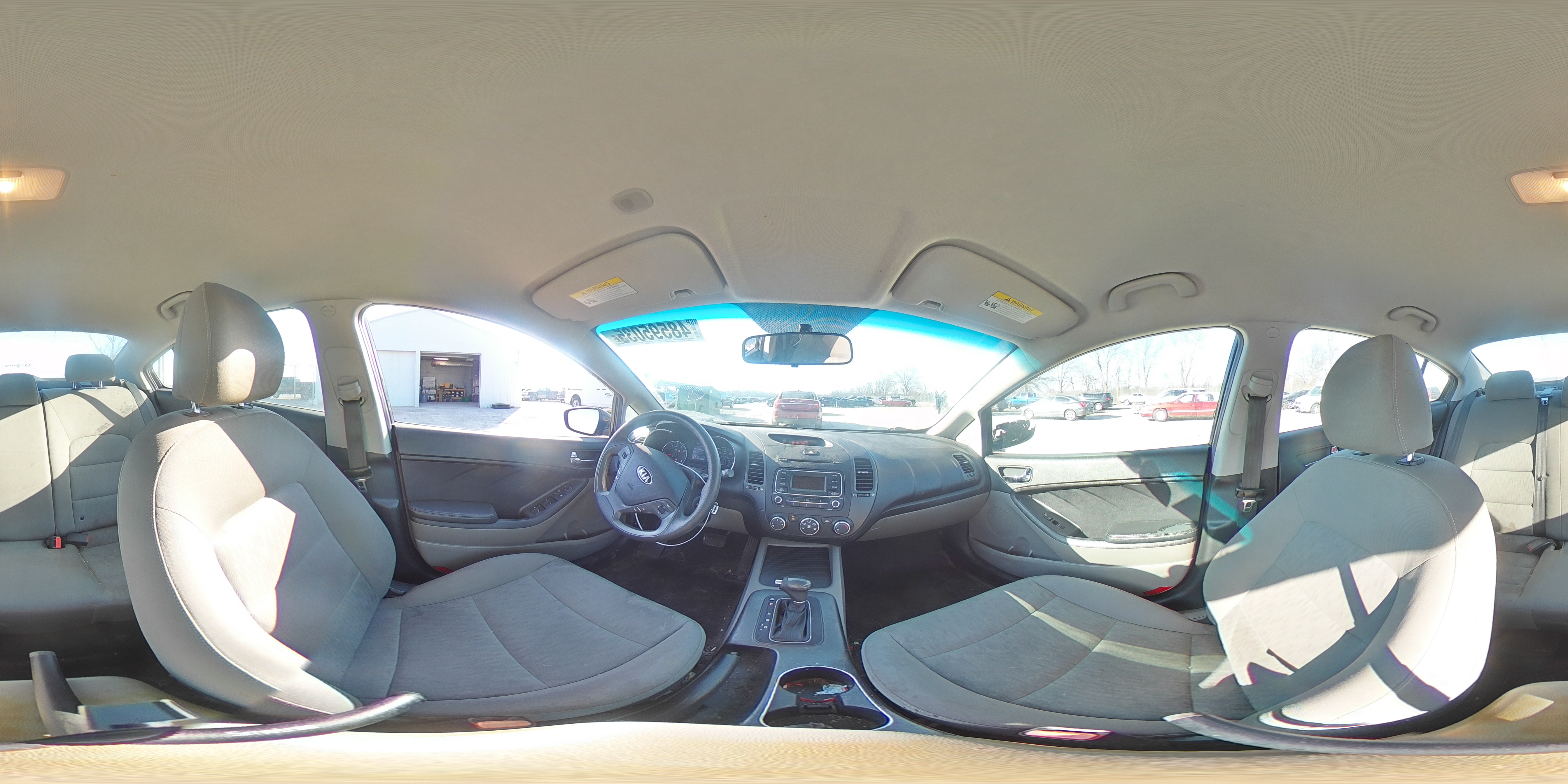 2016 Kia Forte - Image 12