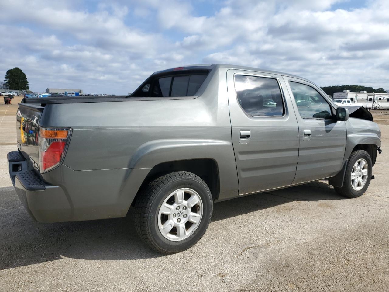 2007 Honda Ridgeline - Image 3