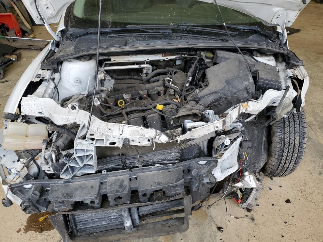 2014 Ford Focus - Image 12