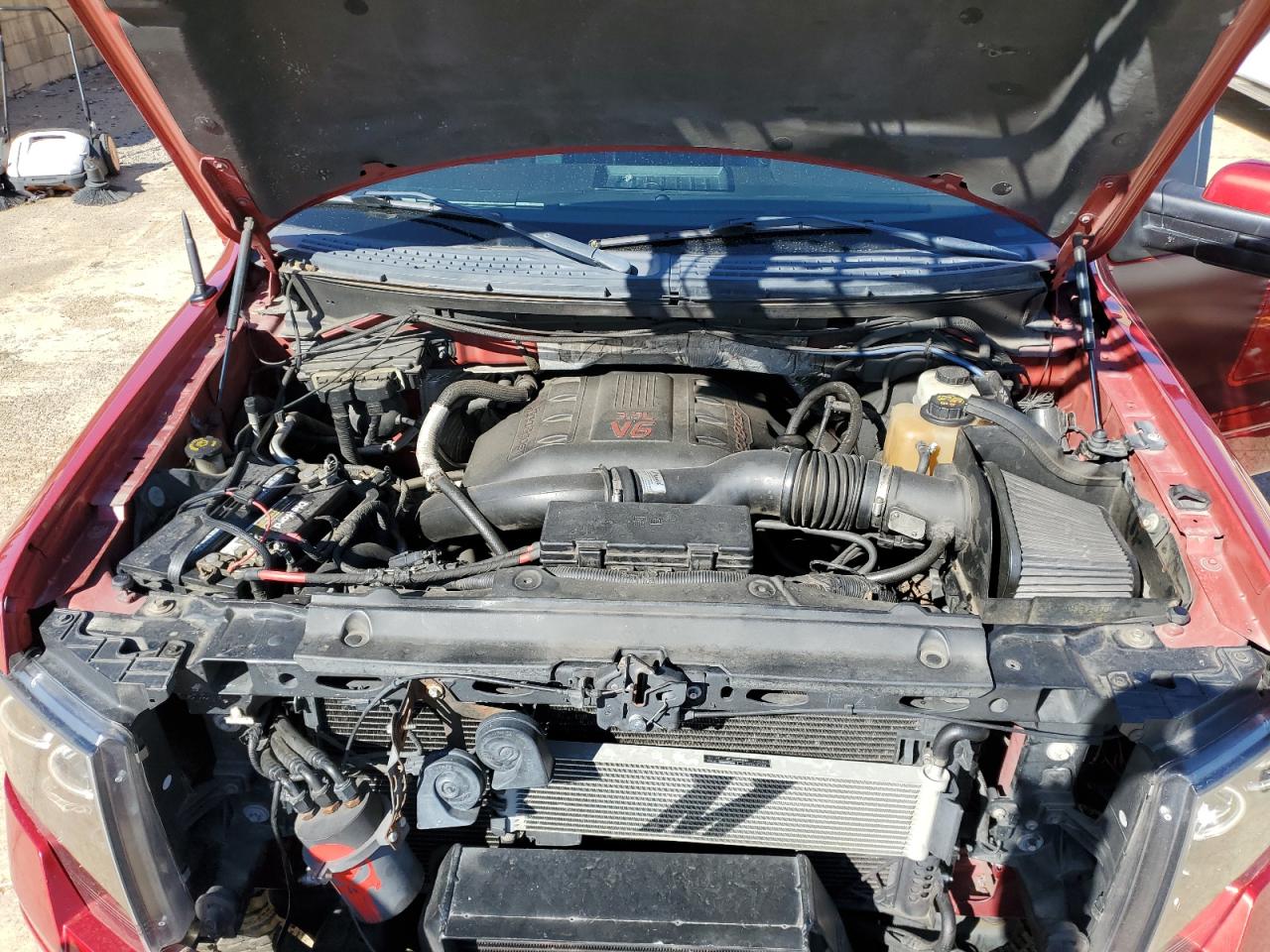 2012 Ford F-150 - Image 11