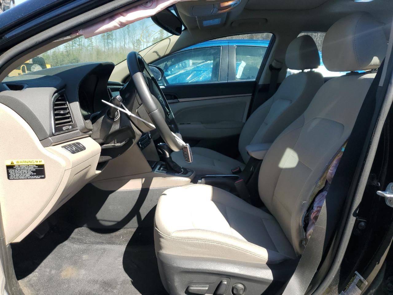 2017 Hyundai Elantra - Image 7