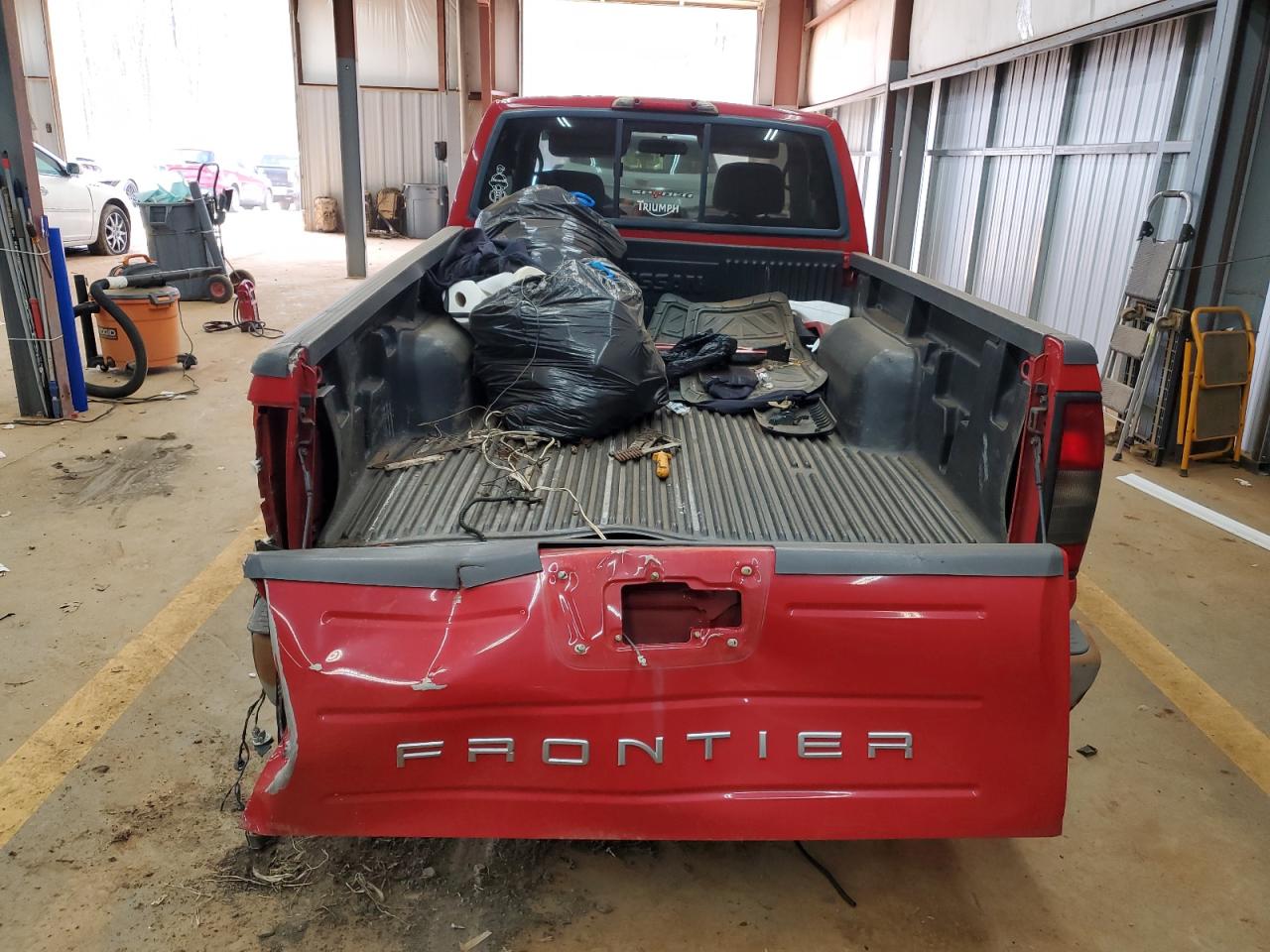 2004 Nissan Navara (Frontier) - Image 6