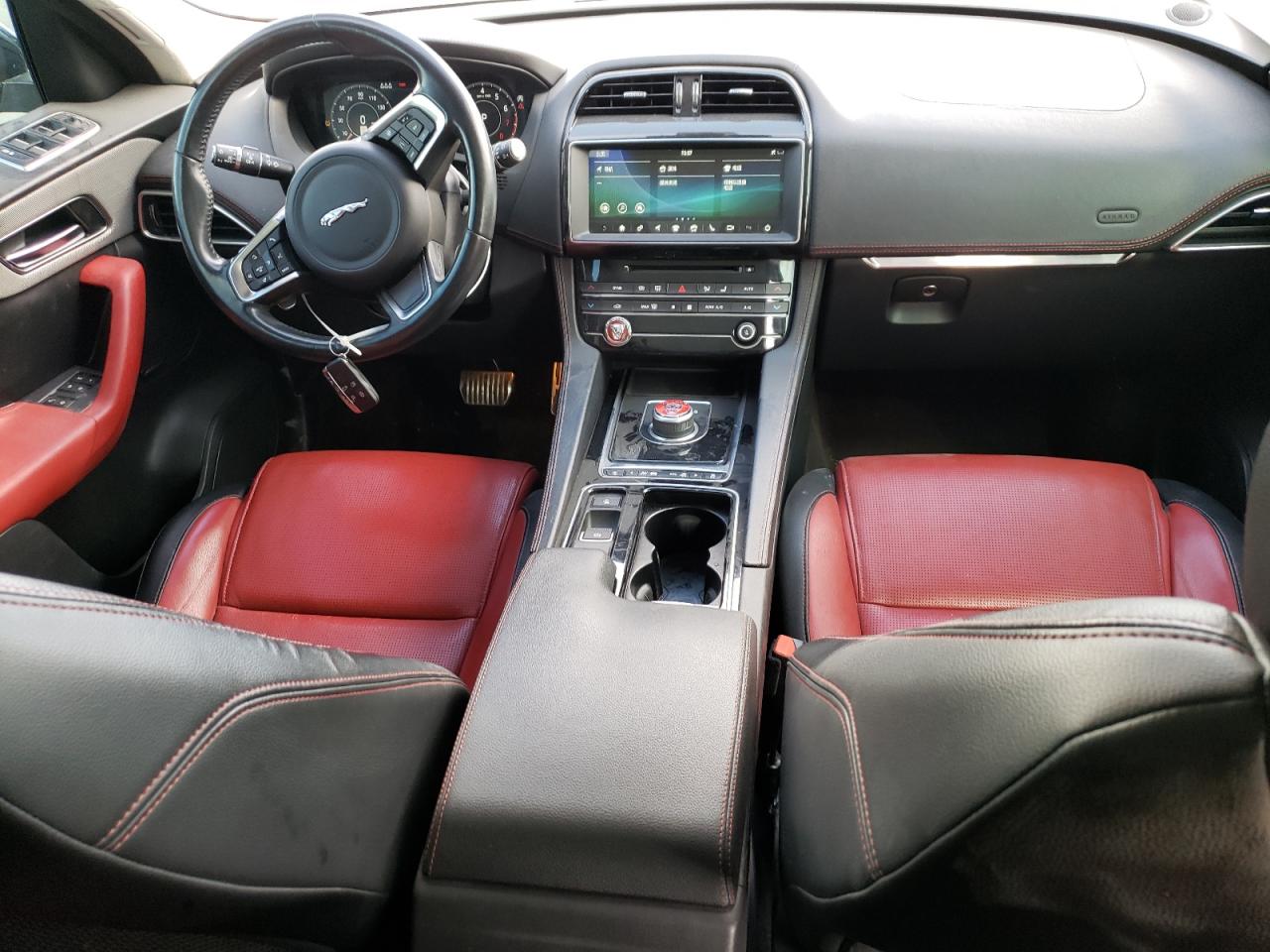 2020 Jaguar F-Pace - Image 8