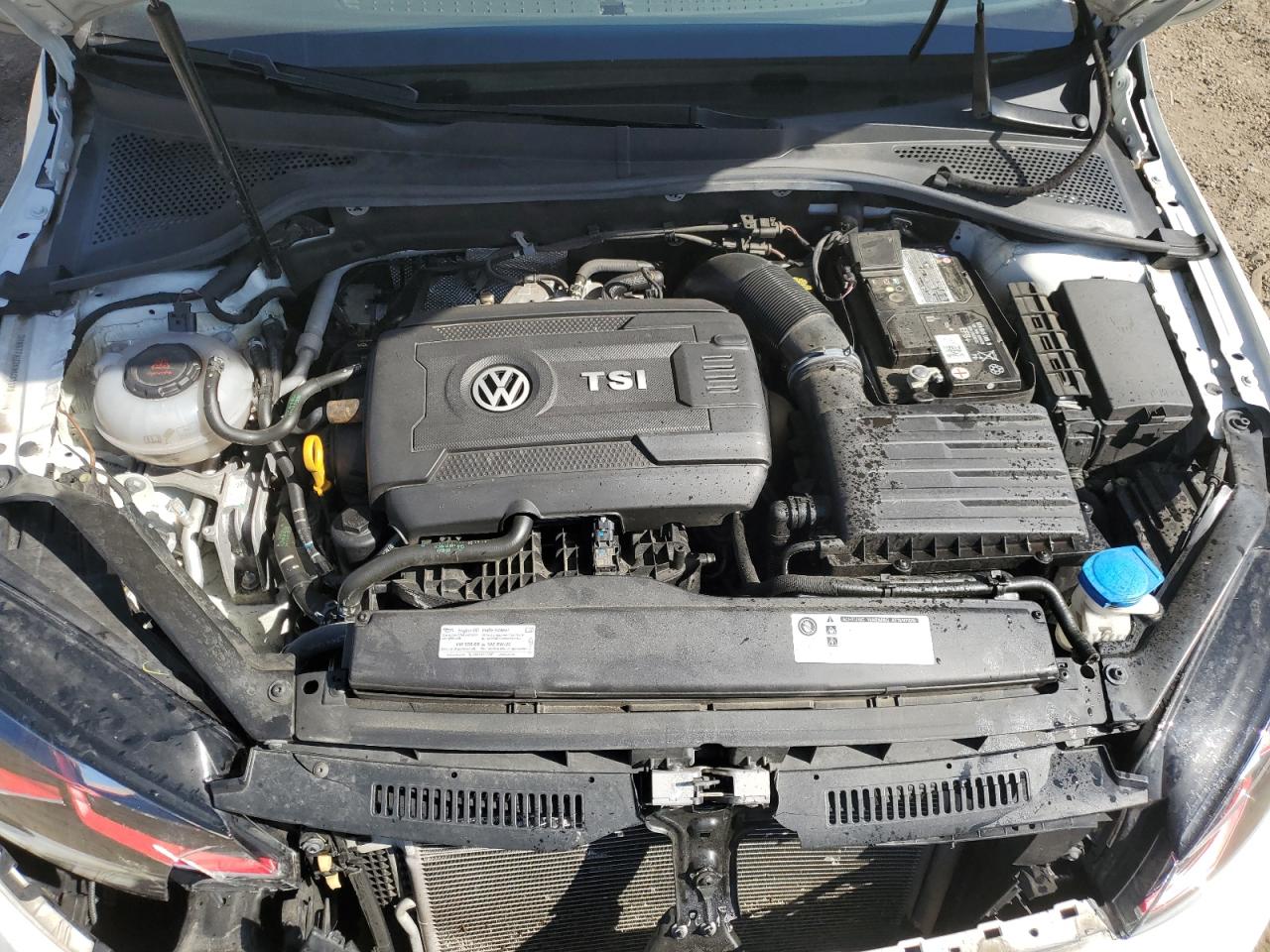 2019 Volkswagen GTI - Image 13