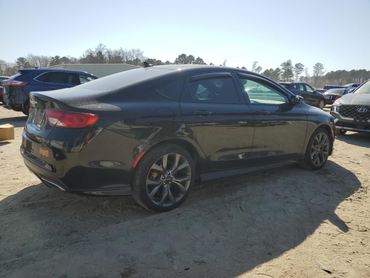 2016 Chrysler 200 - Image 3