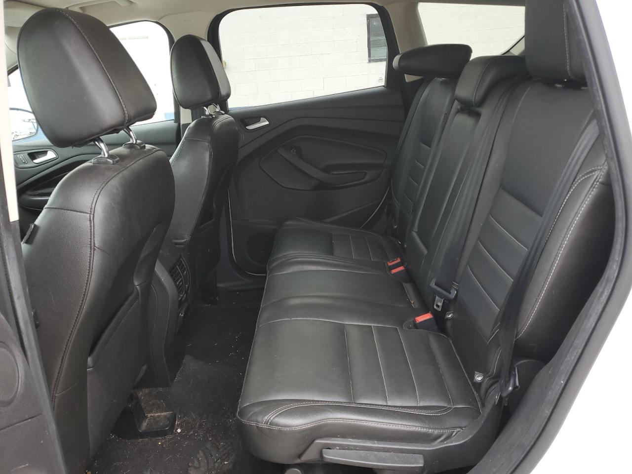 2015 Ford Escape - Image 11