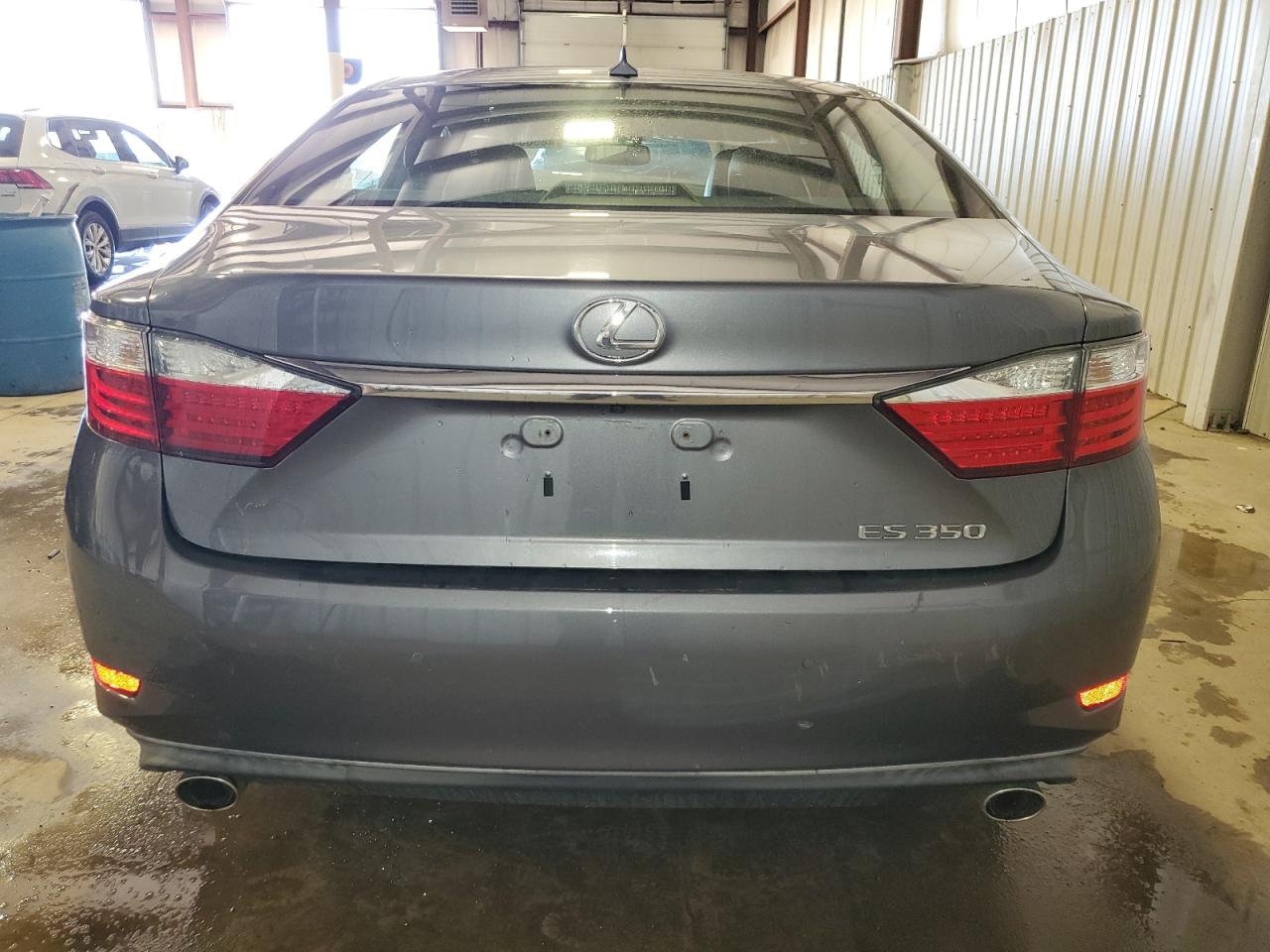 2013 Lexus ES - Image 6