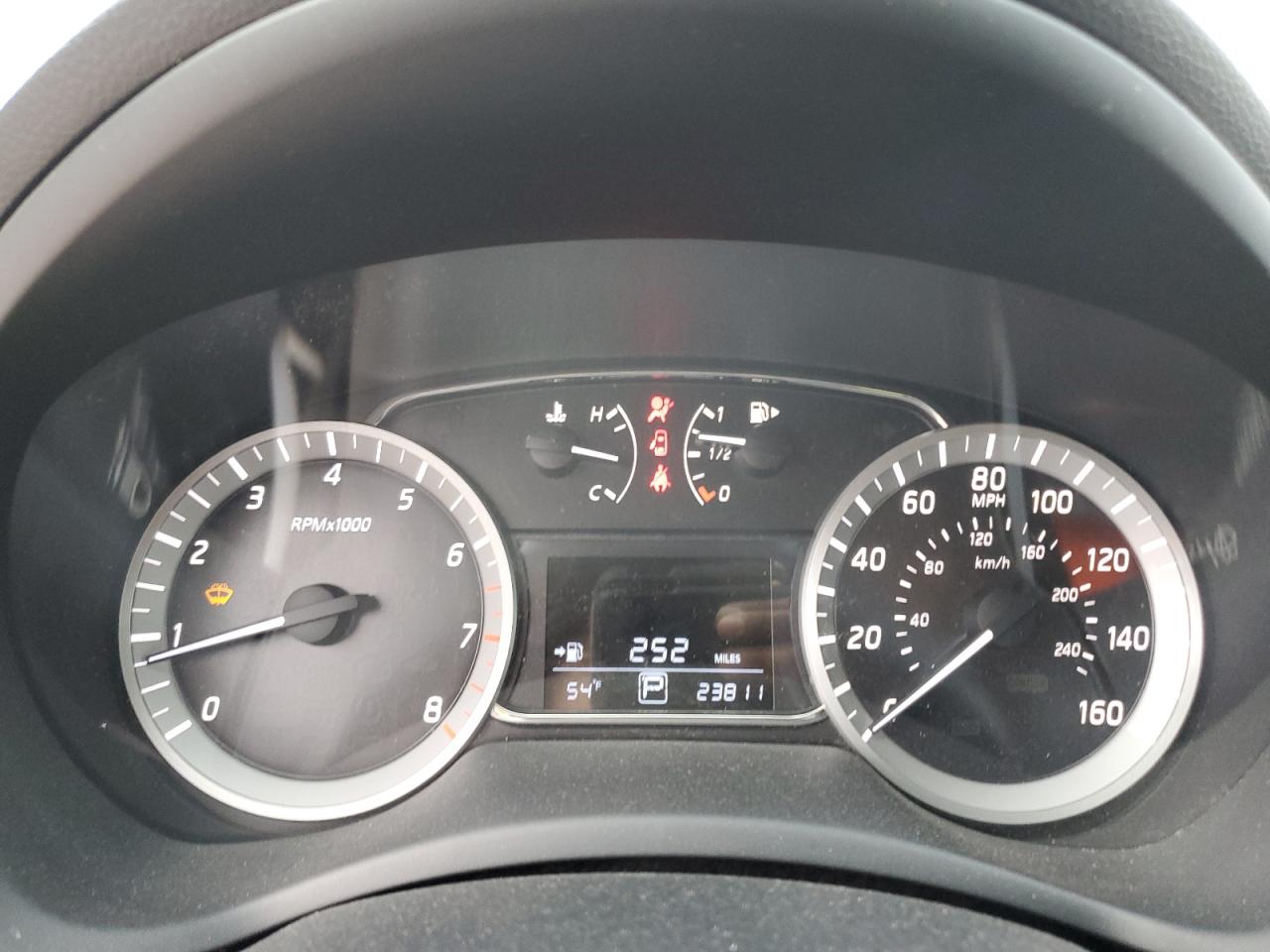 2015 Nissan Sentra - Image 10