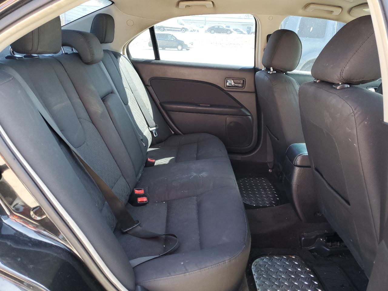 2012 Ford Fusion - Image 10