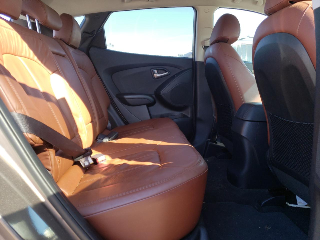2012 Hyundai Tucson - Image 11