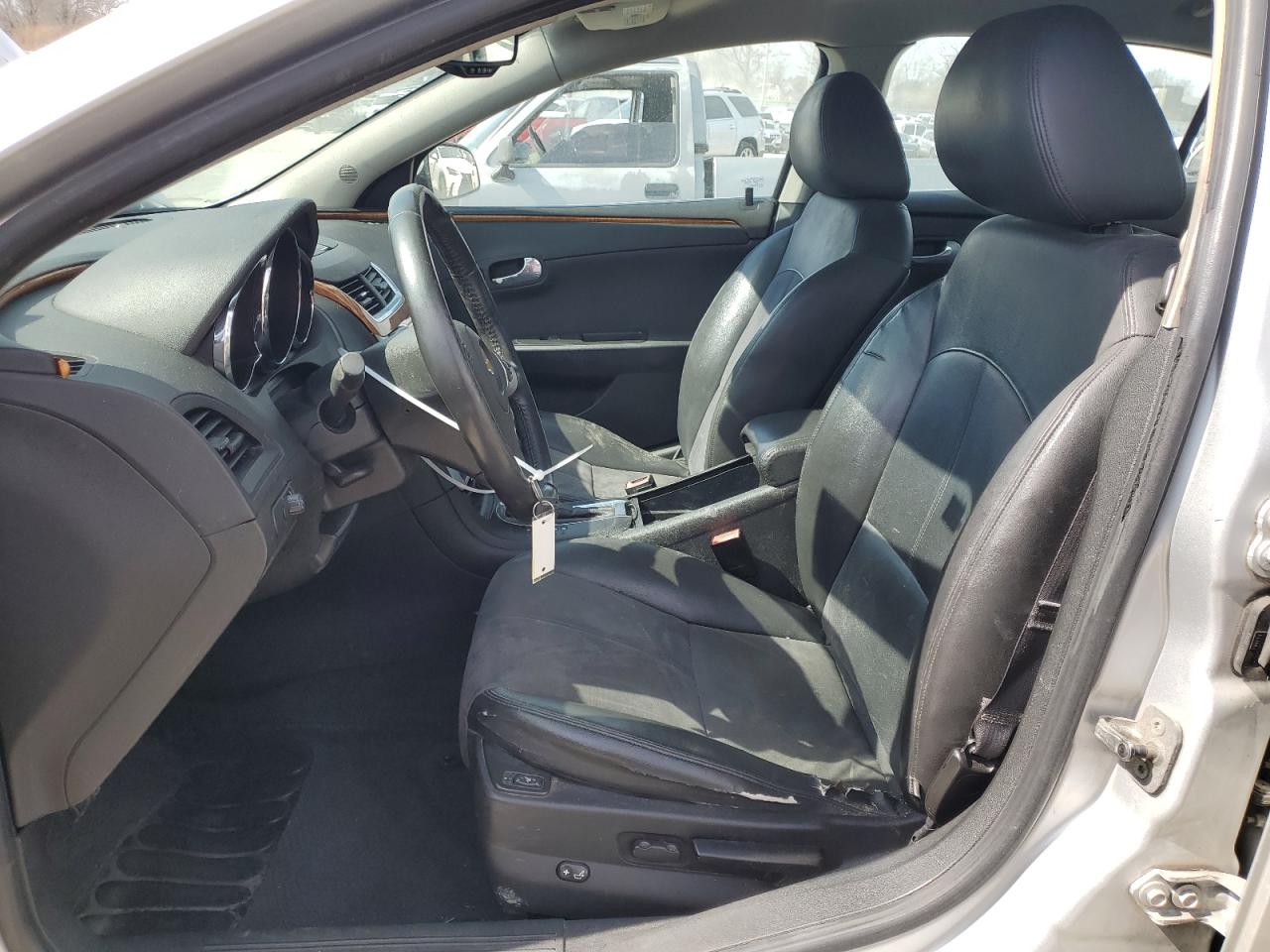 2011 Chevrolet Malibu - Image 7