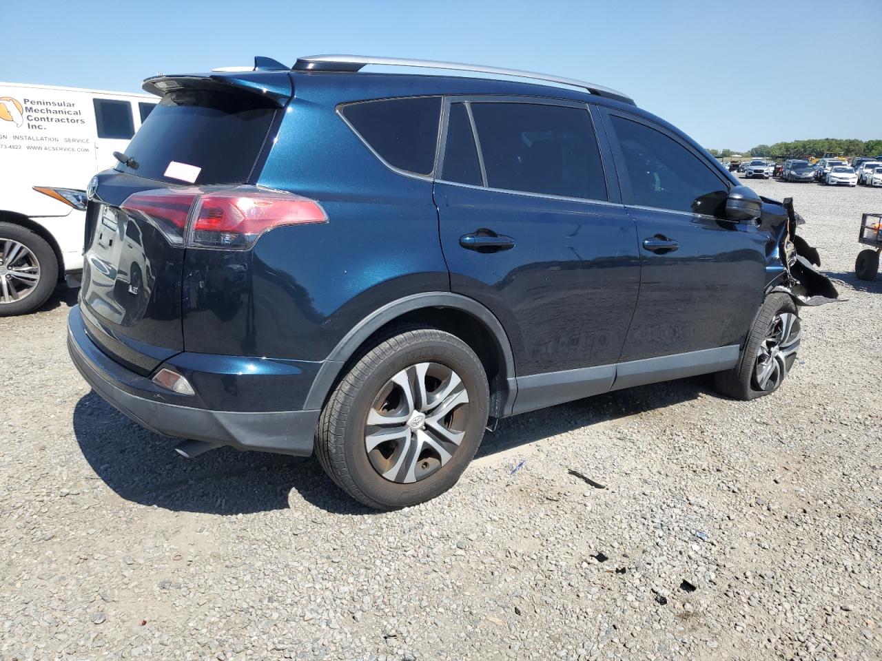 2018 Toyota RAV 4 - Image 3