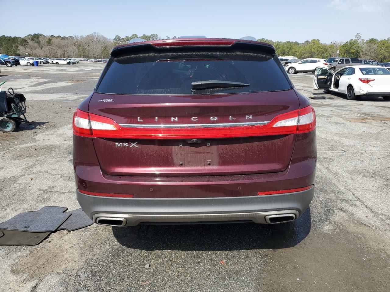 2017 Lincoln MKX - Image 6