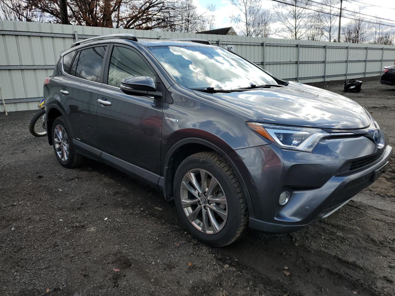 2018 Toyota RAV 4 - Image 4