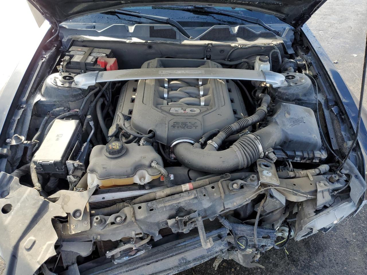 2014 Ford Mustang - Image 12